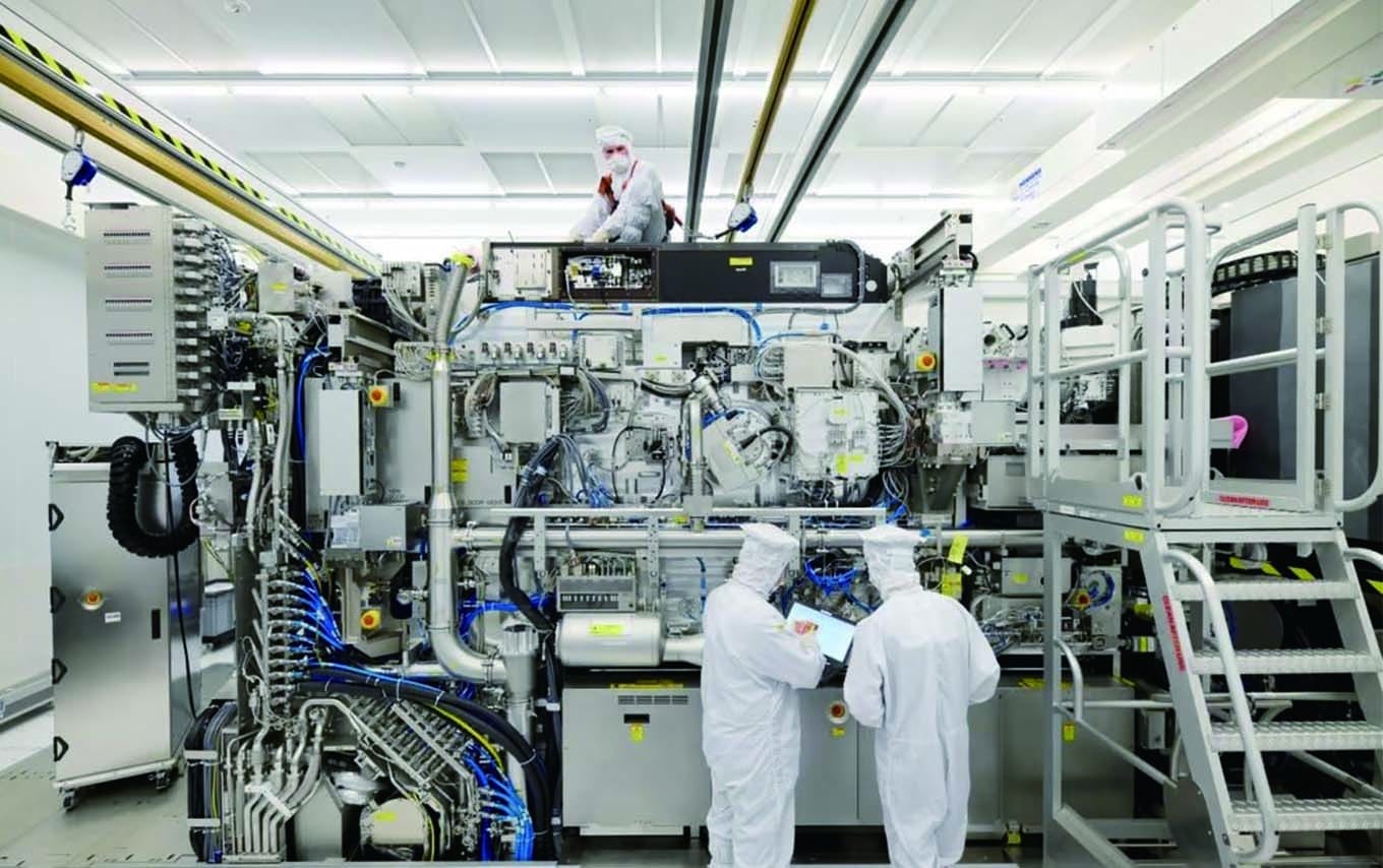 Samsung will Import ASML High NA EUV lithography machine 2025.